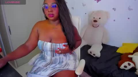 Nathalia King online show from 05.13.26