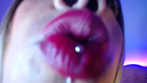 naomi_shayk online show from 06.05.26