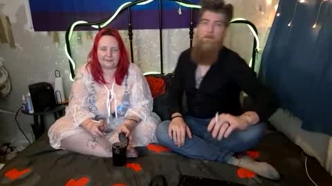 Snapshot of naomiandlogan chatting on 01.25.25 Naomi Logan online show from 01.25.25