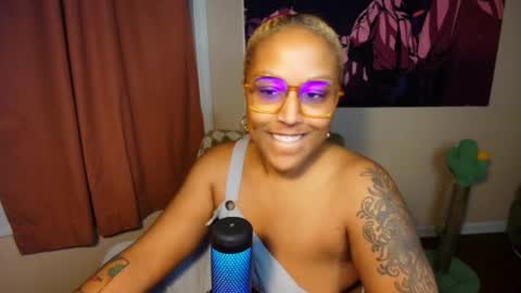 Naomigiirl6 online show from 02.07.25