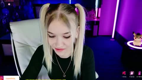 naomihita online show from 03.05.26