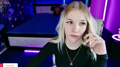 naomihita online show from 04.04.26