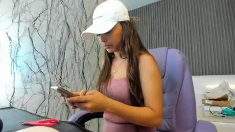 Naomis online show from 06.14.26