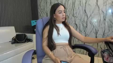 Naomis online show from 07.12.26