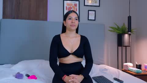 Naomi online show from 07.29.26