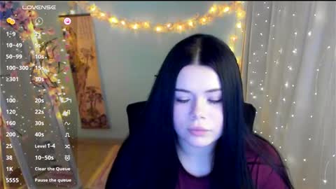 Naomi online show from 03.12.26