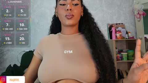 Naomi     online show from 02.08.26