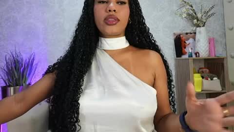 Naomi     online show from 05.28.26