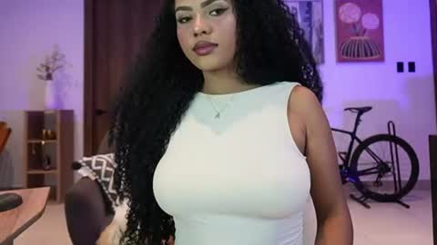 Naomi     online show from 06.14.26