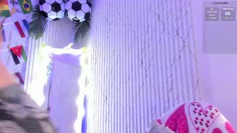 Naomy  online show from 07.10.26