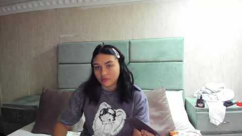 Snapshot of naomysakura chatting on 04.01.26 Naomy online show from 04.01.26