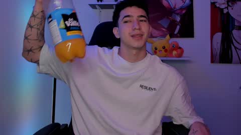 Snapshot of naranjo_seb chatting on 01.11.25 sebastian online show from 01.11.25