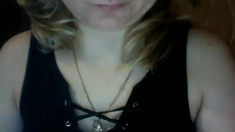 Snapshot of narcisjill chatting on 12.20.24 NarcisJill online show from 12.20.24