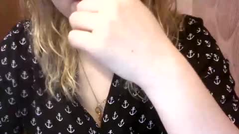 Snapshot of narcisjill chatting on 01.26.25 NarcisJill online show from 01.26.25