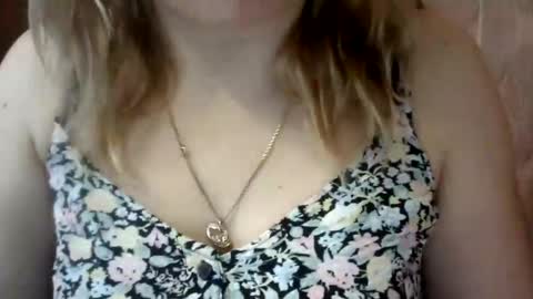 Snapshot of narcisjill chatting on 02.12.25 NarcisJill online show from 02.12.25