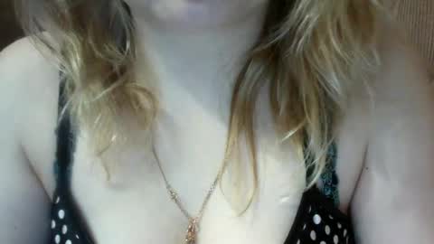 Snapshot of narcisjill chatting on 02.28.25 NarcisJill online show from 02.28.25