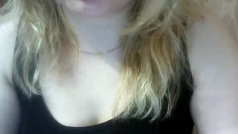 Snapshot of narcisjill chatting on 03.04.25 NarcisJill online show from 03.04.25