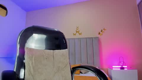 Nascary Fox online show from 04.24.26