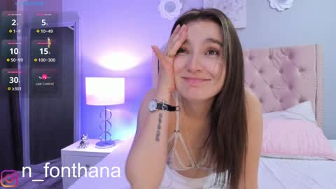 Snapshot of nashlyfontanna chatting on 01.10.25 Nashly Fontana online show from 01.10.25