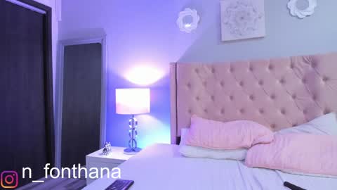 Snapshot of nashlyfontanna chatting on 01.10.25 Nashly Fontana online show from 01.10.25