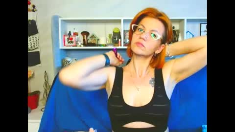 Snapshot of natali3855 chatting on 02.16.25 Natali online show from 02.16.25