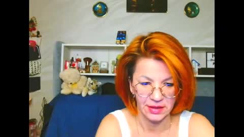 Snapshot of natali3855 chatting on 02.20.25 Natali online show from 02.20.25