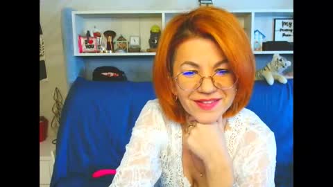 Snapshot of natali3855 chatting on 02.22.25 Natali online show from 02.22.25