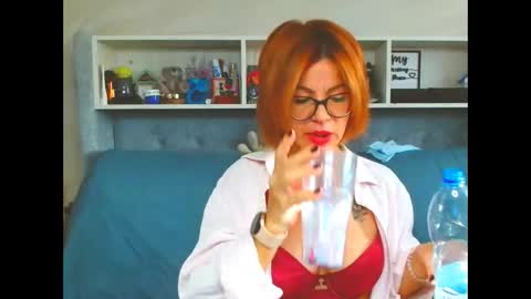 Snapshot of natali3855 chatting on 09.21.25 Natali online show from 09.21.25