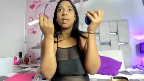 NATALI KIDMAN online show from 02.18.25