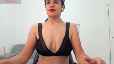 Nathalia online show from 07.16.26