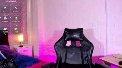 Natalia Kiss online show from 06.06.26