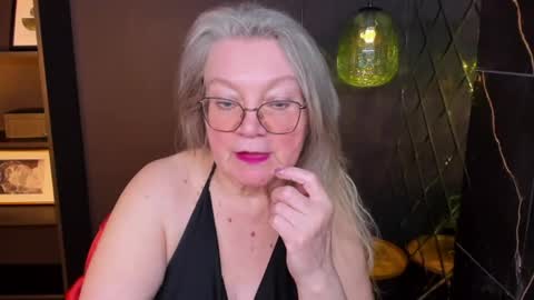 Snapshot of natalicloud chatting on 04.04.26 NataliCloud online show from 04.04.26