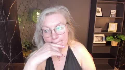 Snapshot of natalicloud chatting on 05.13.26 NataliCloud online show from 05.13.26