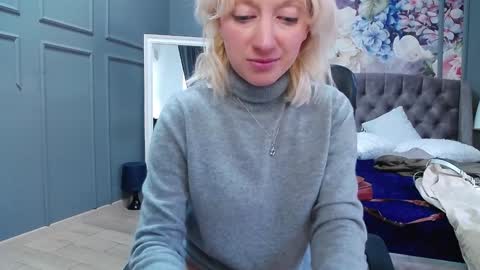 Snapshot of natalie_bitton chatting on 01.03.25 Natalie online show from 01.03.25