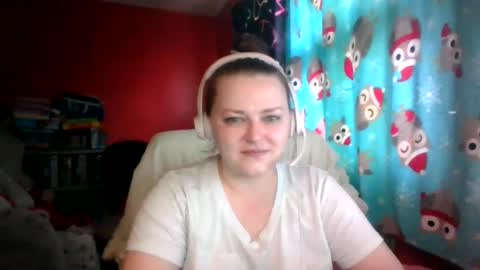 Snapshot of nataliedays chatting on 02.14.25 Natalie online show from 02.14.25