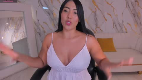 Snapshot of natalielewis_ chatting on 05.15.26 Natalie Lewis online show from 05.15.26