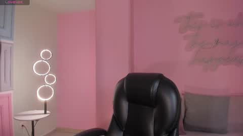 Natalie Lewis online show from 06.11.26