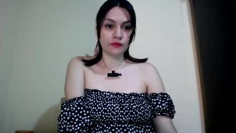 Snapshot of nataly__portman__ chatting on 10.01.25 Nataly online show from 10.01.25