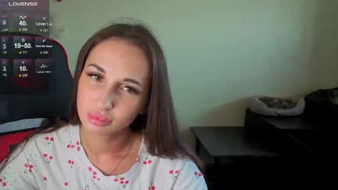 Snapshot of natalyfreman chatting on 06.10.26 Nataly online show from 06.10.26