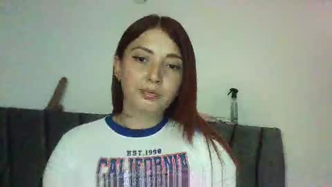 Snapshot of natasha_kein chatting on 10.08.25 natalia online show from 10.08.25