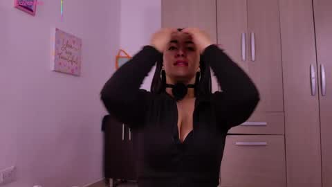natasha_klump online show from 06.10.26