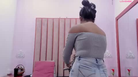 natashabroown_ online show from 07.28.26