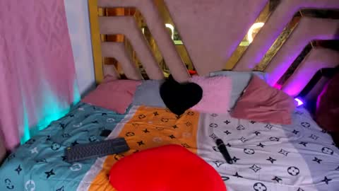 Snapshot of natashamendoza23 chatting on 02.13.25 Natasha online show from 02.13.25