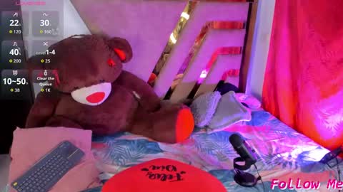 Snapshot of natashamendoza23 chatting on 09.10.25 Natasha online show from 09.10.25