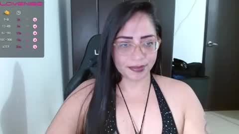 Natasha Smithe  online show from 02.03.25