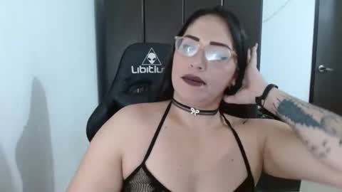 Natasha Smithe  online show from 03.05.25