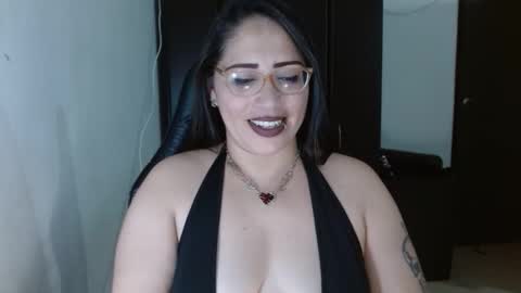 Natasha Smithe  online show from 11.18.25