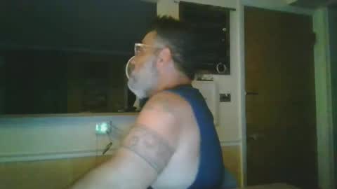 Snapshot of nateemkow chatting on 09.15.25 lombardIL online show from 09.15.25