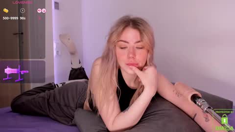 Snapshot of natehalll chatting on 02.16.25 NATE online show from 02.16.25