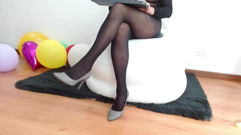 nath_dawson online show from 03.04.25